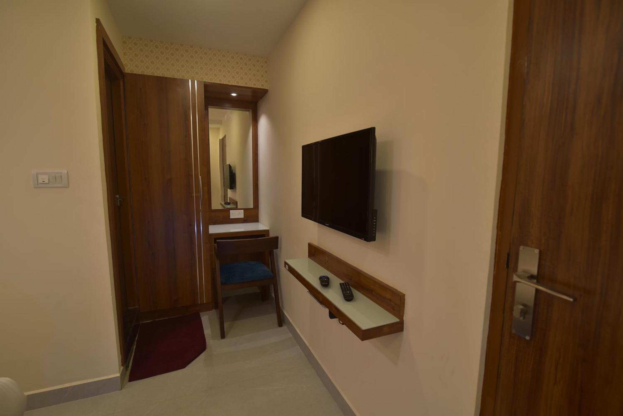 Address 24 Inn Bangalore Exterior photo